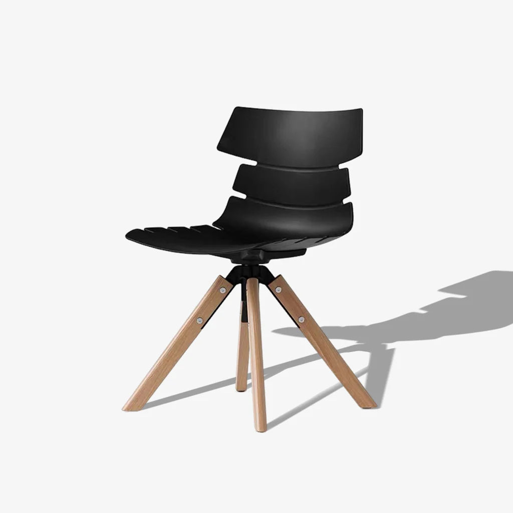 COZONI Concord Office Chair with Natural Timber Legs