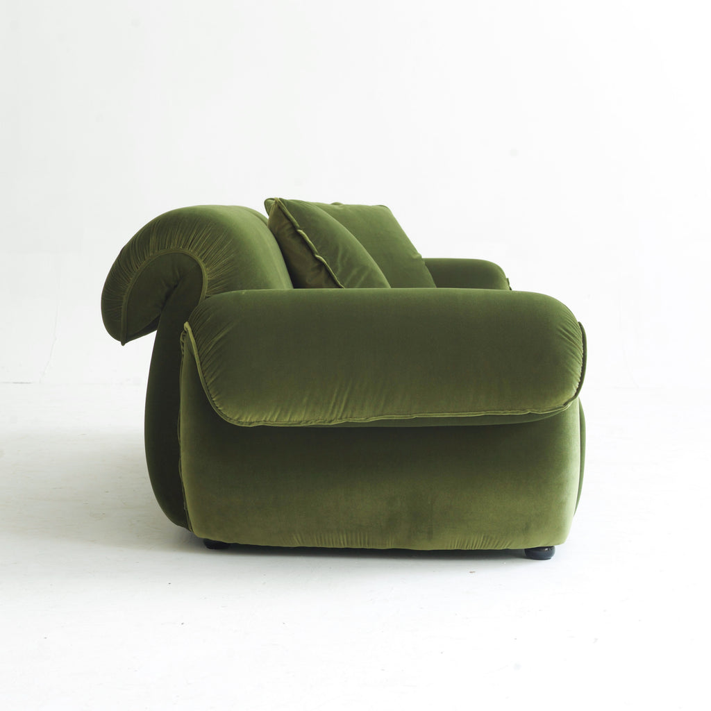 COZONI Venosa Sofa