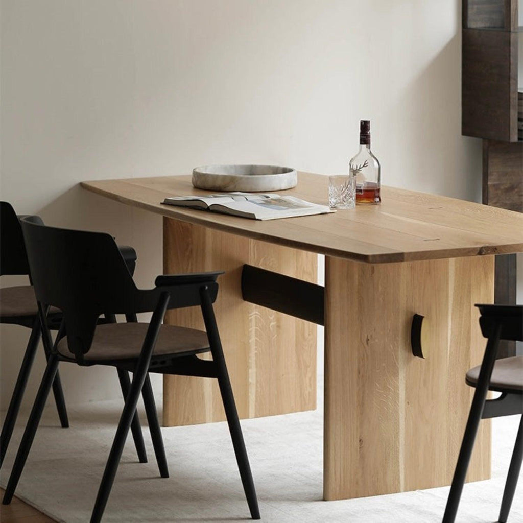 COZONI Cora Dining Table